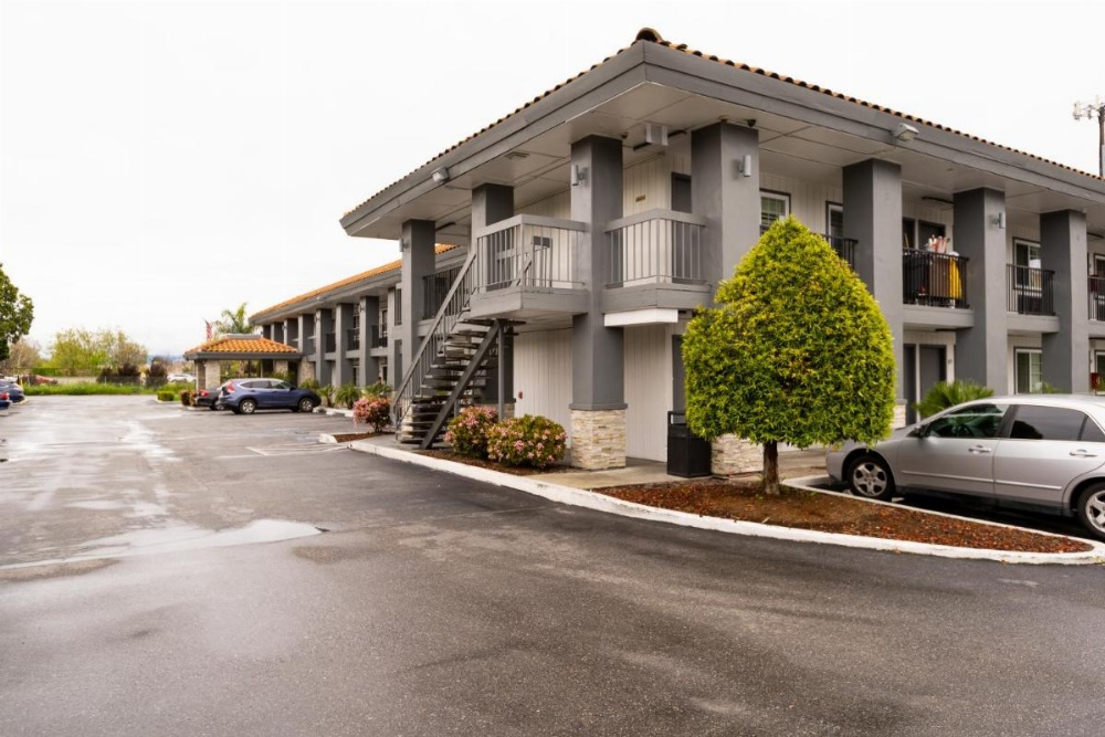 Fontaine Inn Image 15