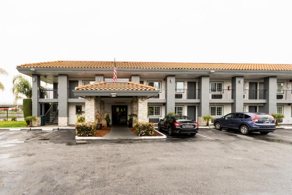 Fontaine Inn Image 16